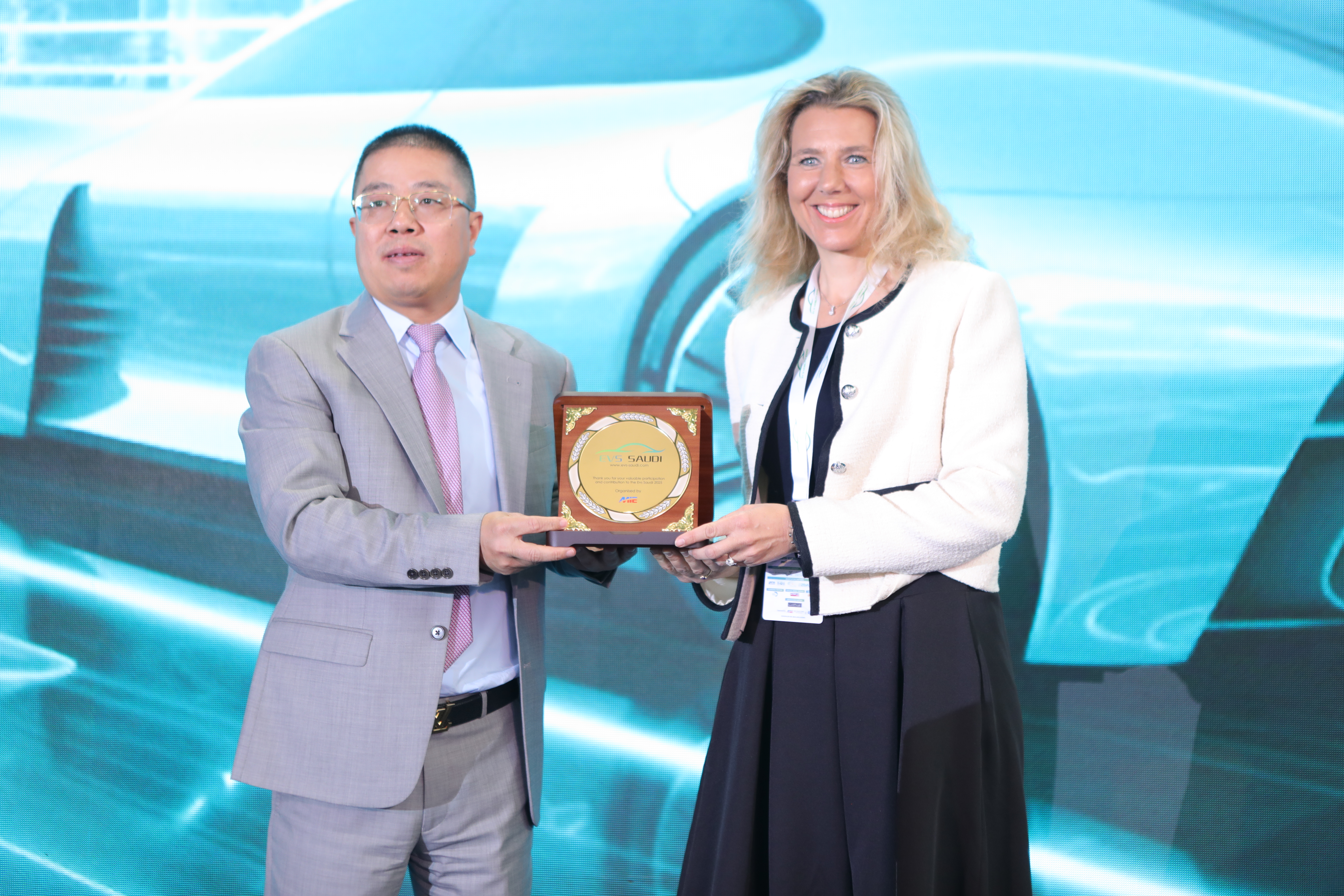 Recognition of contribution
to EVS Saudi 2025